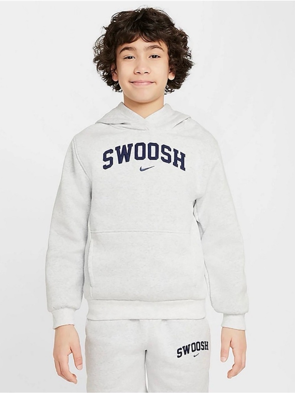 ✨ NIKE ✨ Kids Gray SWOOSH Embroidered Hoodie Sweatshirt Size Medium Basketball